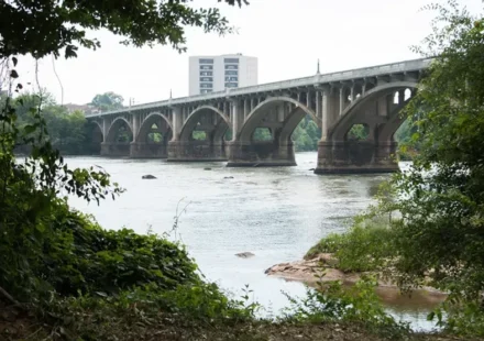Michael Derrick Snellville GA Accident Death, Obituary - Man Dies After Being Thrown Off Gervais Street Bridge